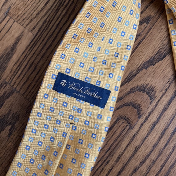 Brooks brothers silk tie - Picture 2 of 2